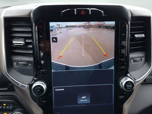 Used 2024 RAM 2500 Laramie w/ Off Road Package AWD/4WD image 40