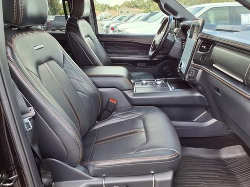 Used 2022 Ford Expedition Max Platinum image 14