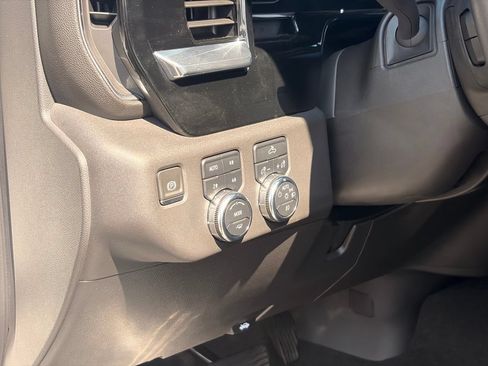 Used 2024 GMC Sierra 1500 Elevation w/ X31 Off-Road Package AWD/4WD image 21