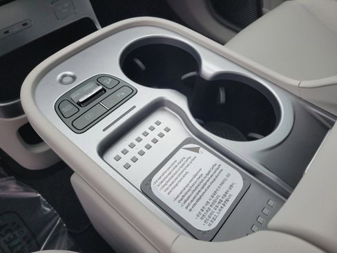 New 2026 Hyundai Ioniq 9 Calligraphy image 34