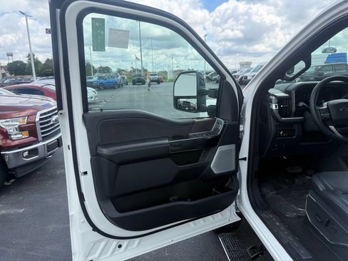 New 2026 Ford F350 Platinum AWD/4WD image 14