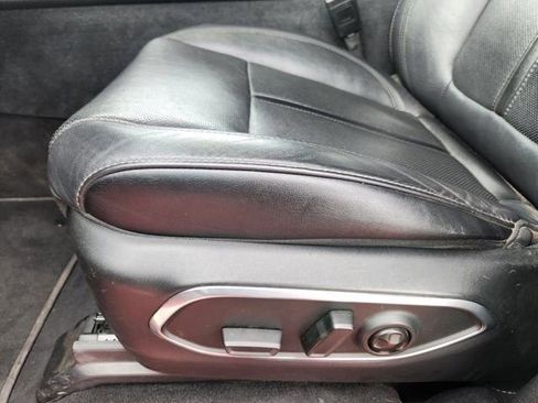 Used 2024 Jeep Wagoneer Series II w/ Flexible Seating Group image 21