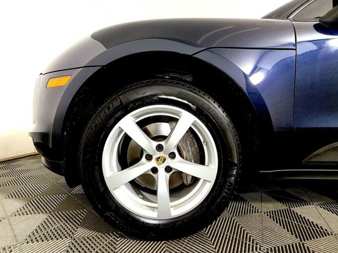 Used 2021 Porsche Macan image 8