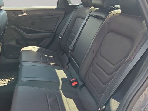 Used 2022 Volkswagen Jetta GLI Autobahn FWD image 11