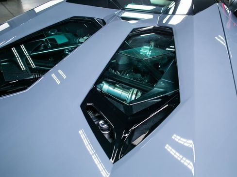 Used 2013 Lamborghini Aventador LP 700-4 image 47