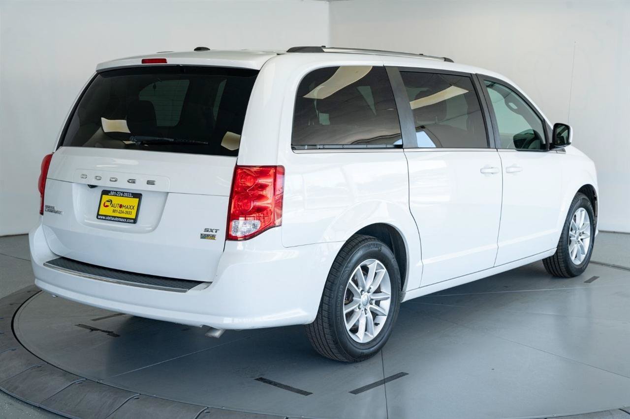 Used 2019 Dodge Grand Caravan SXT FWD image 8