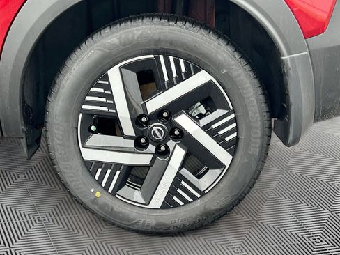New 2026 Nissan Kicks SV w/ SV Premium Package FWD image 34