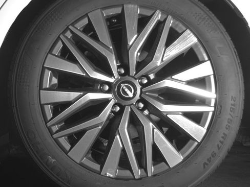 Used 2025 Nissan Altima 2.5 SV image 14