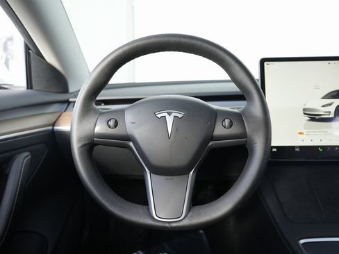 Used 2023 Tesla Model 3 Standard Range image 43