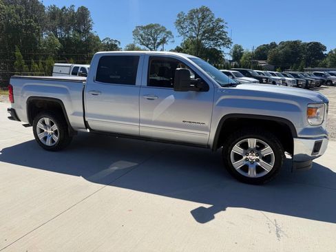 Used 2014 GMC Sierra 1500 SLE w/ SLE Value Package AWD/4WD image 8