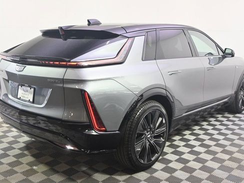 New 2025 Cadillac Lyriq Sport w/ Nappa Leather Package AWD/4WD image 7