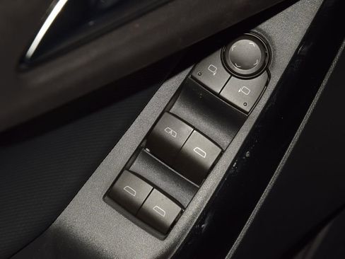 New 2026 Chevrolet Equinox LT w/ Safety and Technology Package FWD image 41