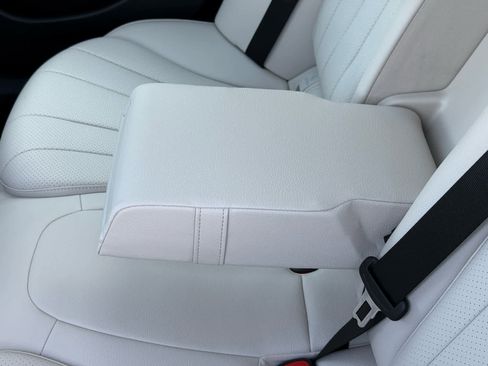 Certified 2026 Mercedes-Benz E 350 4MATIC Sedan image 32