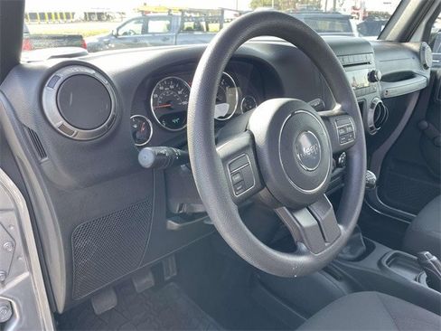 Used 2018 Jeep Wrangler Sport image 20