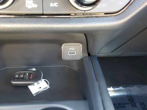 Used 2023 Honda HR-V Sport image 26