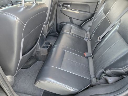 Used 2012 Jeep Liberty Limited Jet w/ Exterior Appearance Group image 21