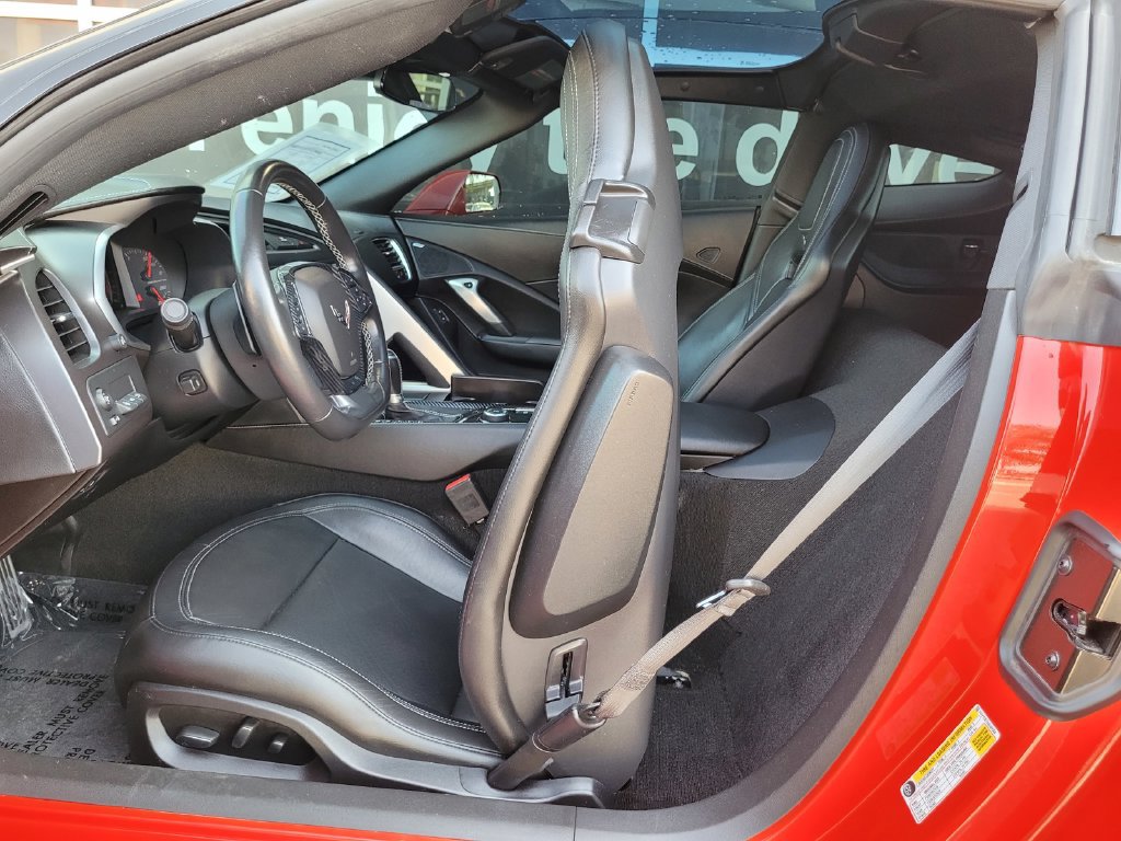 Used 2018 Chevrolet Corvette Grand Sport RWD image 17