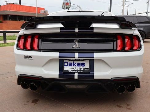 Used 2021 Ford Mustang Shelby GT500 w/ Technology Package RWD image 5
