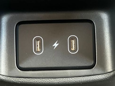 New 2026 Hyundai Elantra Limited image 36