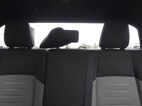 Used 2025 Toyota Tacoma TRD Sport image 17