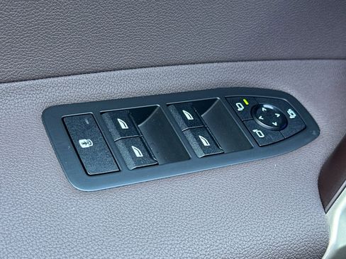 Certified 2024 BMW iX xDrive50 w/ Premium Package image 13