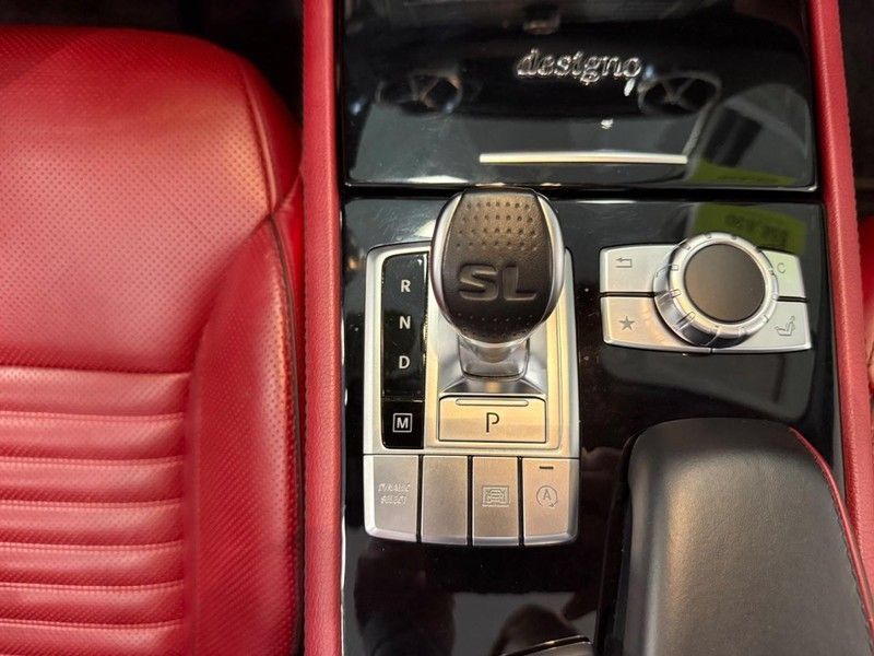 Used 2019 Mercedes-Benz SL 550 image 11