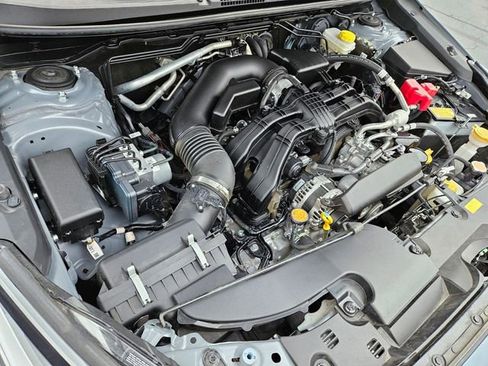 Used 2025 Subaru Crosstrek 2.0i Premium w/ Popular Package #4 image 19