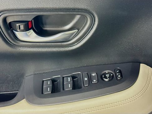 Certified 2023 Honda HR-V LX image 21