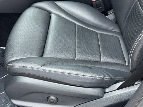 Used 2021 Mercedes-Benz GLC 300 image 38