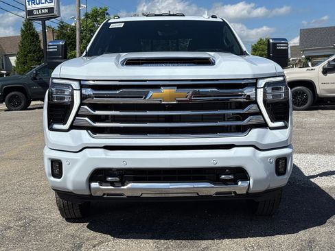 New 2026 Chevrolet Silverado 3500 High Country w/ High Country Premium Package AWD/4WD image 18