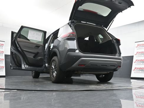Used 2023 Nissan Rogue S image 30