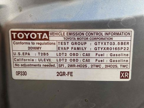 Used 2016 Toyota Highlander XLE FWD image 38