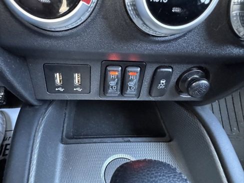 Used 2021 Mitsubishi Outlander Sport SE image 23