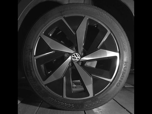 Certified 2023 Volkswagen ID.4 Pro S AWD/4WD image 10