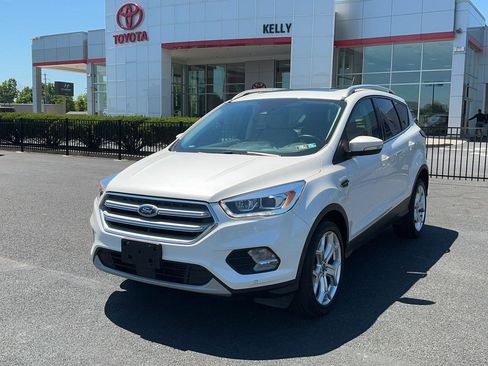 Used 2018 Ford Escape Titanium w/ Ford Safe & Smart Package AWD/4WD image 1
