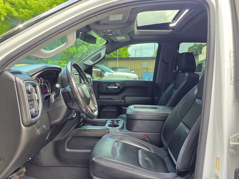 Used 2021 Chevrolet Silverado 1500 RST w/ Convenience Package II AWD/4WD image 11