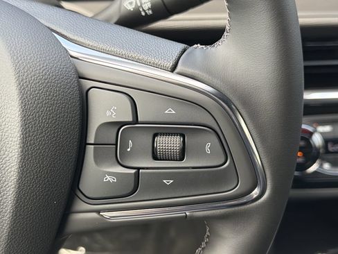 New 2026 Buick Envista Sport Touring w/ Convenience I Package FWD image 9