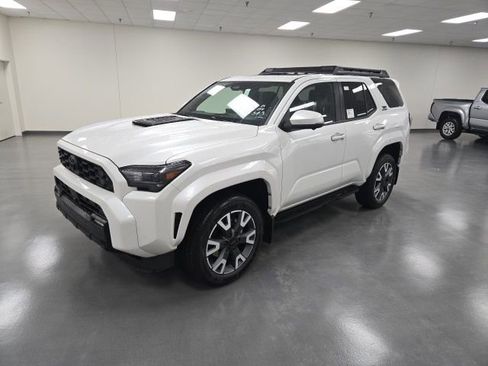 New 2026 Toyota 4Runner TRD Sport Premium w/ Tow Technology Package image 2