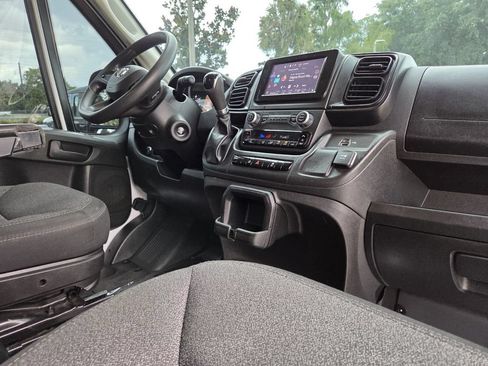 Used 2023 RAM ProMaster 2500 FWD image 5