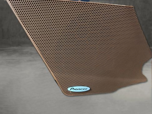 Used 2016 Chevrolet Equinox LTZ w/ Enhanced Convenience Package image 25