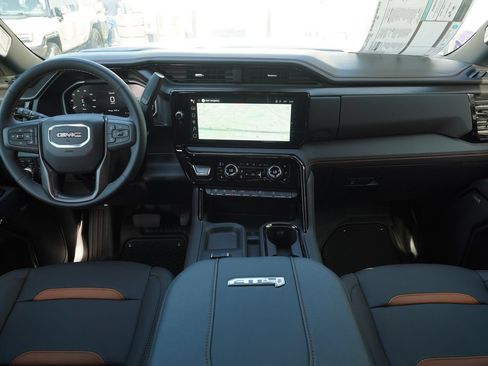 New 2026 GMC Sierra 2500 AT4 w/ AT4 Premium Plus Package AWD/4WD image 7