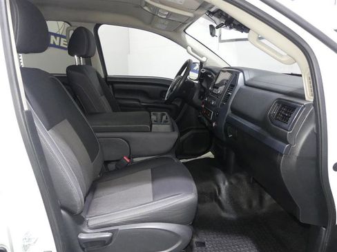 Used 2022 Nissan Titan S w/ S Utility Package image 19
