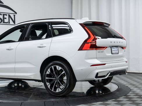 New 2026 Volvo XC60 B5 Plus w/ Climate Package image 29