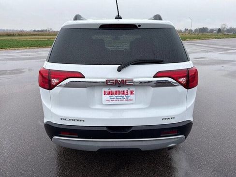 Used 2019 GMC Acadia SLE AWD/4WD image 4