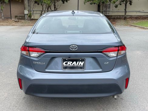 Used 2025 Toyota Corolla LE FWD image 6