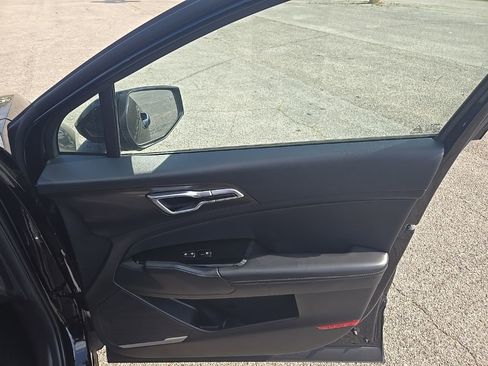 Used 2023 Kia Sportage EX image 22