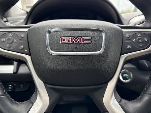 Used 2024 GMC Terrain SLT AWD/4WD image 23