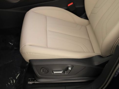 New 2026 Audi Q3 quattro 2.0T AWD/4WD image 24
