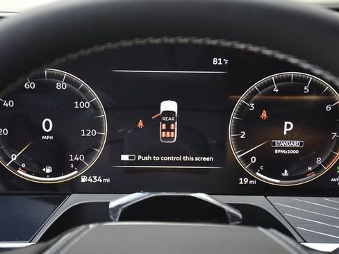 New 2026 INFINITI QX80 Autograph w/ Premium Cargo Package image 10