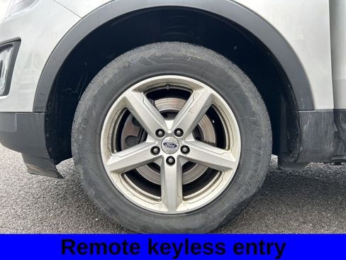 Used 2016 Ford Explorer XLT w/ Equipment Group 201A image 9